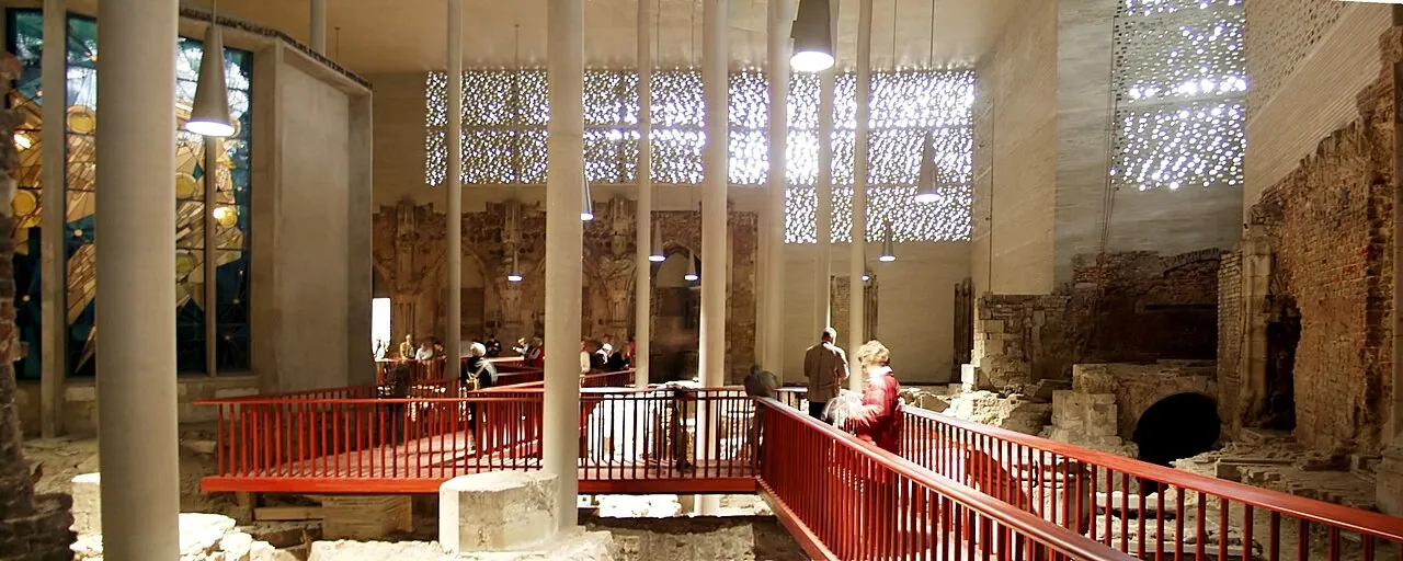 Kolumba Museum: Interior · Excavations /Foundations of St