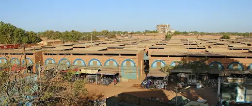 Photo 3: Exterior · marché central de Koudougou