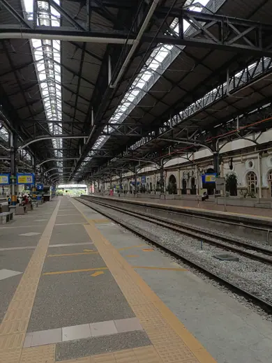 Photo 5: Interior · Inside of Kuala Lumpur station and its platforms