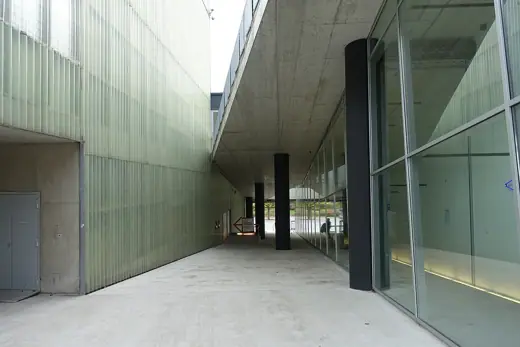 Photo 3: Exterior · Kunsthal @ Rotterdam