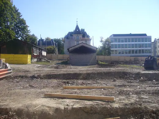 Photo 5: Detail