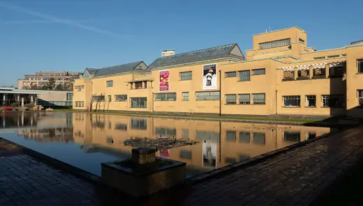 Photo 2: Exterior · Scheveningen, museum: the Art Museum (northern part)
