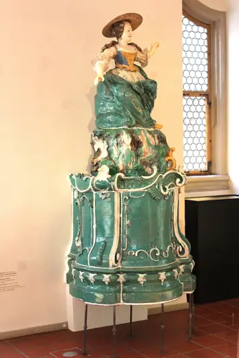 Photo 4: Exterior · Halle, art museum Moritzburg, tiled stove