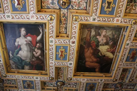 Photo 6: Interior · Halle, art museum Moritzburg, the party room, wooden ceiling