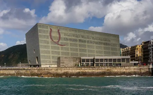 Photo 3: Exterior · Kursaal in Donostia - San Sebastian