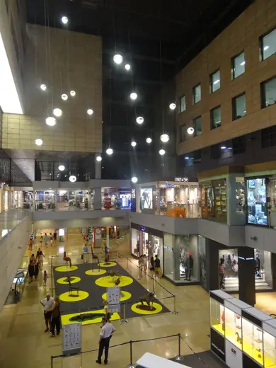 Photo 5: Interior · Interior of L'illa Diagonal
