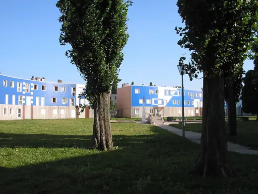 Photo 6: Detail · Ile-de-France / Essonne / Grigny / Quartier de la Grande Borne / Sculptures du Pont et de l'Obélisque