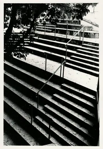 Photo 3: Exterior · Immeuble La Pyramide à Abidjan