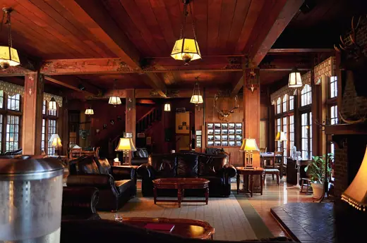 Photo 6: Interior