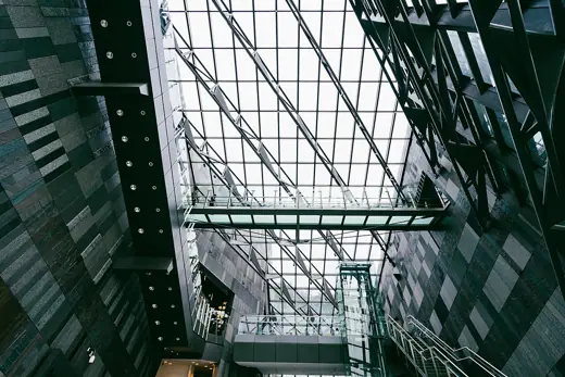 Photo 6: Interior