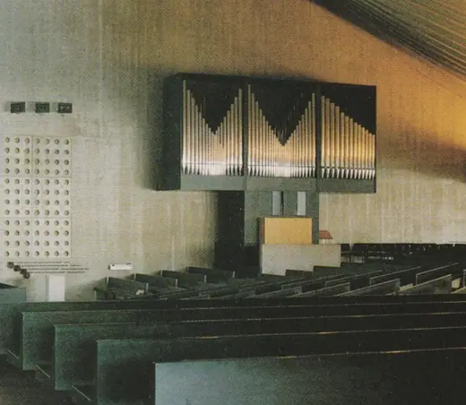 Photo 5: Interior