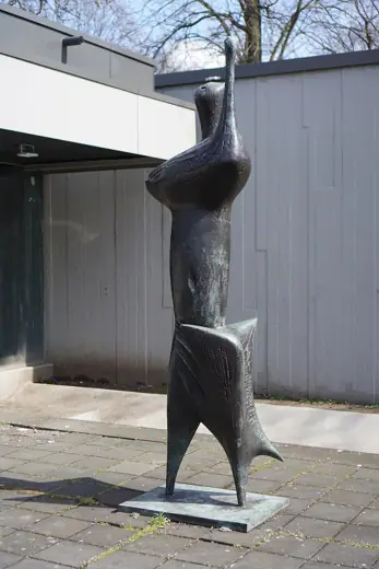 Photo 6: Detail · Bernhard Heiliger, Nike, Duisburg