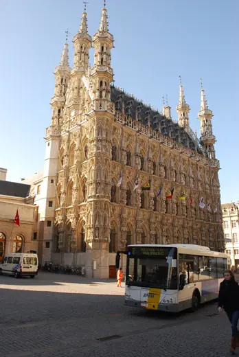 Photo 1: Interior · Vue de Louvain, en Belgique