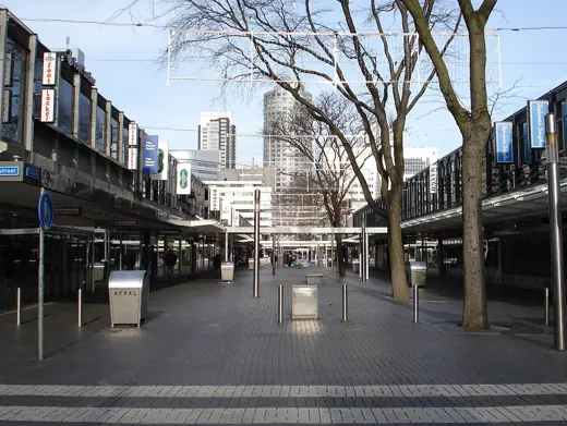 Photo 1: Exterior · Rotterdam, Lijnbaan