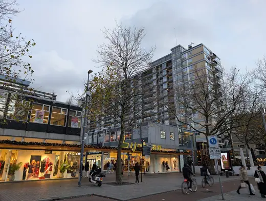 Photo 2: Exterior · Lijnbaan, Rotterdam