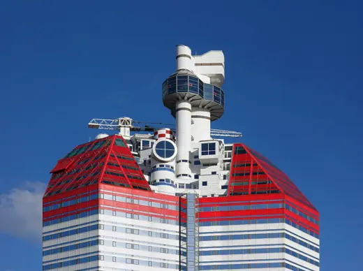 Photo 3: Exterior · The top of Skanska high-rise at Lilla Bommen in Gothenburg, Sweden
