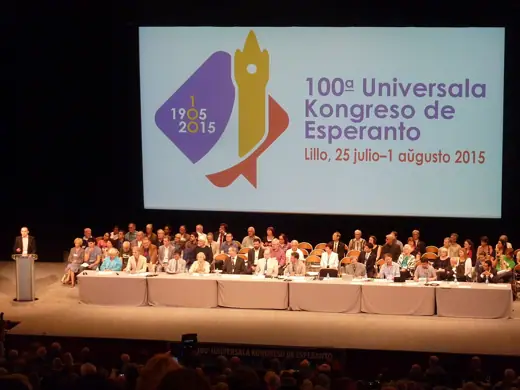 Photo 2: Exterior · Solena malfermo de la 100-a Universala Kongreso de Esperanto en Lille (Francio)
