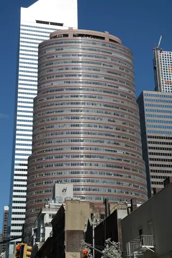 Photo 3: Exterior