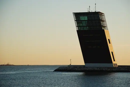 Photo 3: Exterior · Marine Traffic Control Tower for the Port of Lisbon Authority