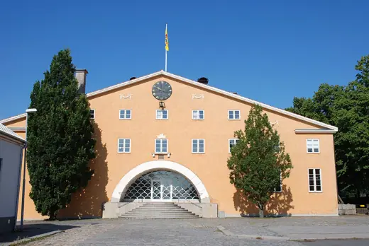 Photo 4: Exterior · Sölvesborg: Lister härads tingsrätt, by Gunnar Asplund 1919-21