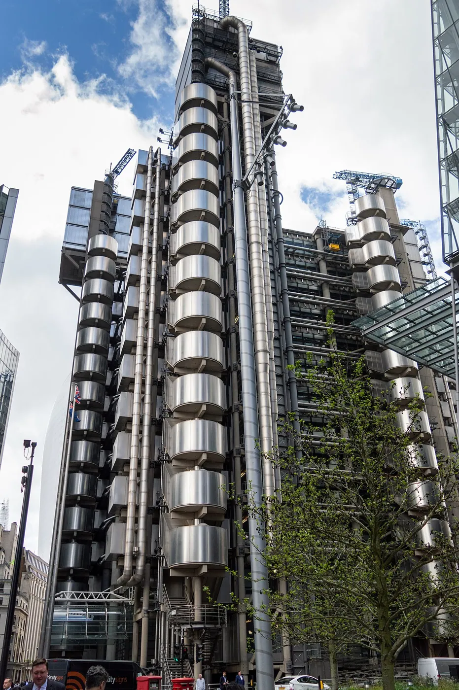 Lloyd's Building: Exterior · Lloyd's Building in the City of London, seen from St Helen's Square