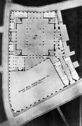 Photo 9: Plan · Floor plan of the 1928 Lloyd's building, designed by Sir Edwin Cooper