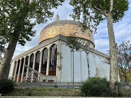 Photo 4: Exterior · London Central Mosque from Hanover Gate, October 2023