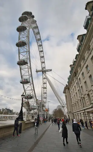 Photo 3: Exterior · In London, United Kingdom