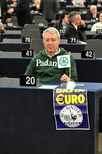 Photo 2: Exterior · en:Francesco Speroni , italian politican in european parliament
