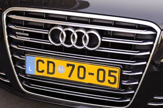 Photo 3: Exterior · Vehicle registration plates of diplomat of Luxembourg