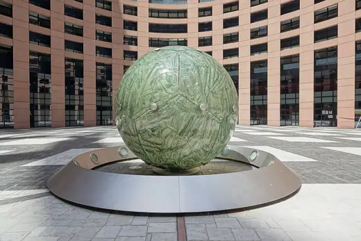 Photo 5: Interior · Sphere in the inner courtyard of the European Parliament in Strasbourg (Bas-Rhin, France)