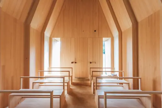 Photo 6: Interior