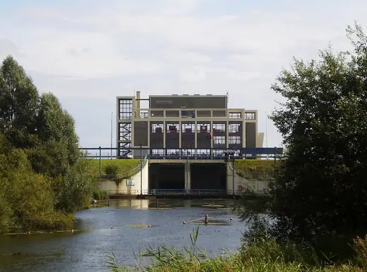 Photo 1: Exterior · Gemaal Lovink in de gemeente Dronten, gezien vanaf de Hoge Dwarsvaart, die er in uitmondt