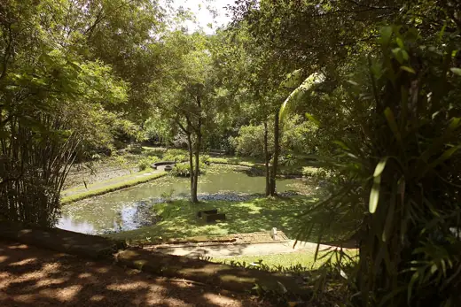 Photo 6: Context · From the Sri Lankan architect Geoffrey Bawa's house and garden Lunuganga in Bentota, Sri Lanka