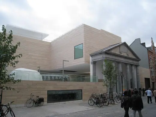 Photo 4: Exterior · Museum M, Leuven