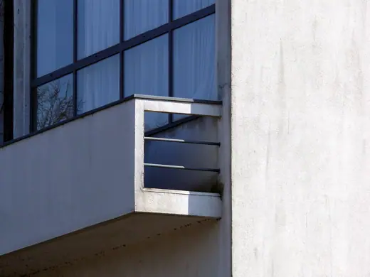 Photo 6: Detail