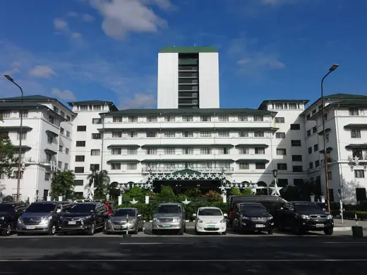 Photo 2: Exterior · Manila Hotel at Katigbak Drive, Manila