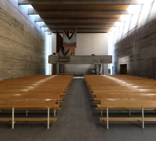 Photo 5: Interior