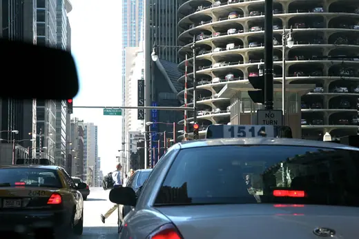 Photo 5: Interior · Chicago (ILL) Downtown, Cab 133 " inside 8 "