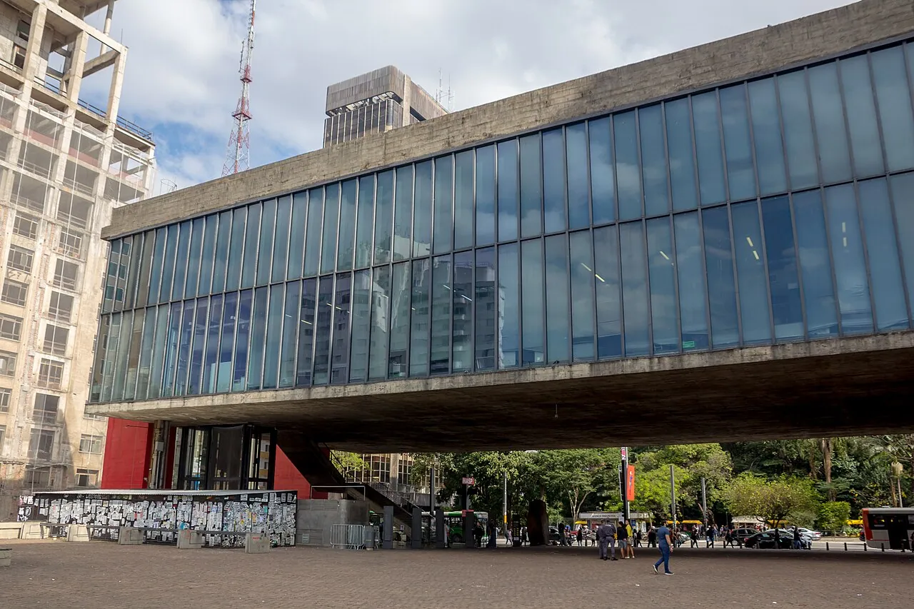 MASP: Exterior · MASP, São Paulo, Brasil