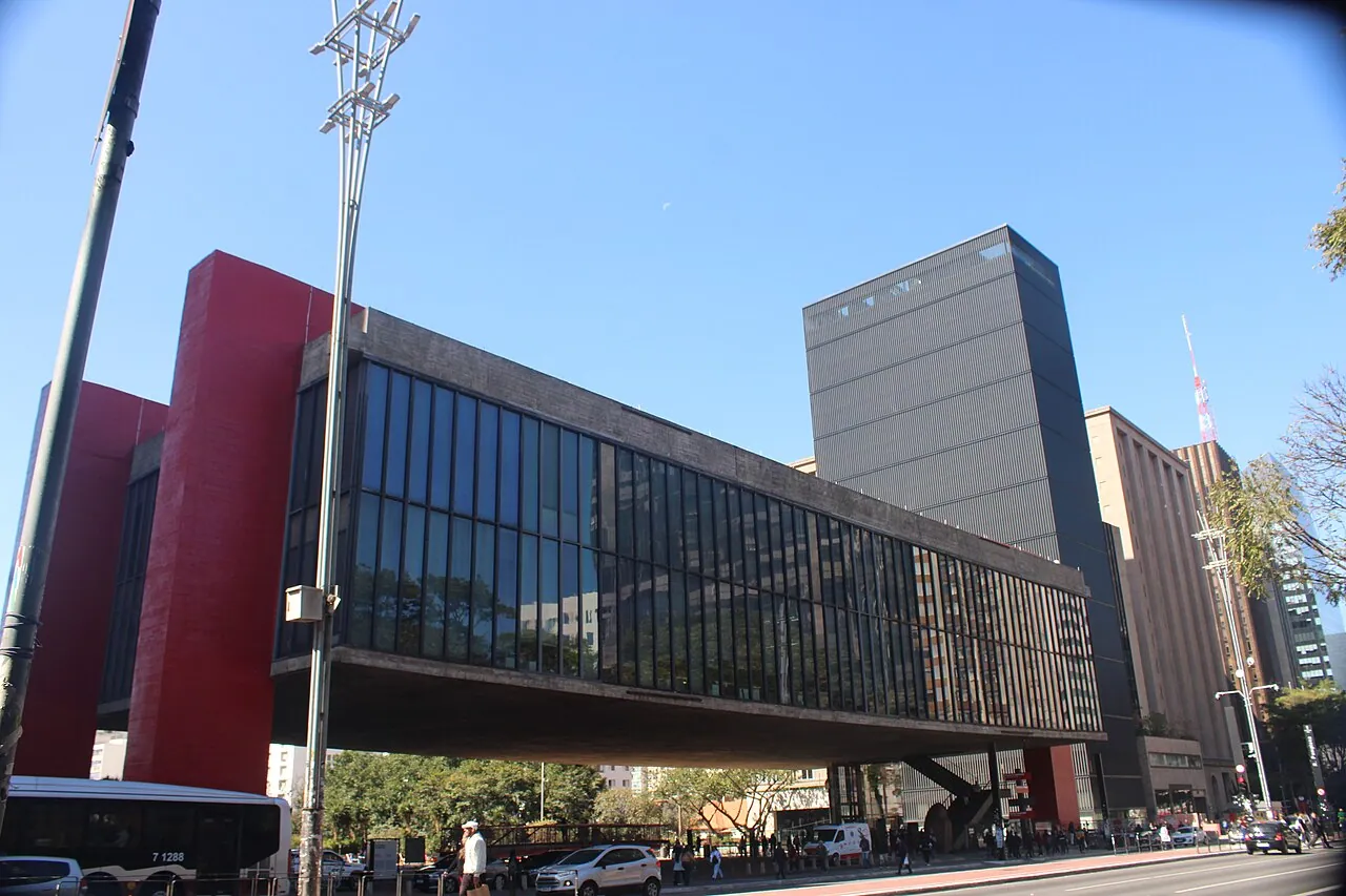 MASP: Exterior · Museu de Arte de São Paulo Assis Chateaubriand em Julho de 2025