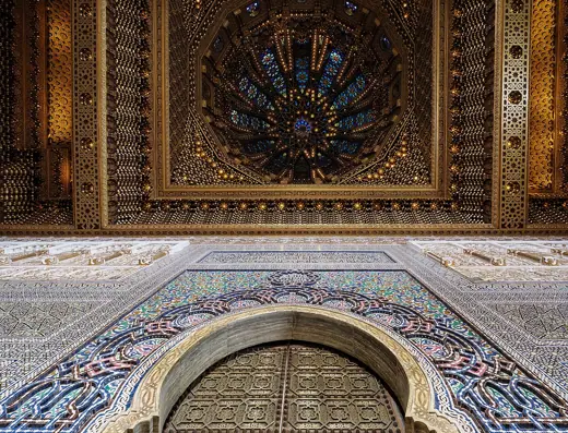 Photo 6: Interior · Ceiling and door in Mausoleum of Mohammed V, Rabat, Marocco