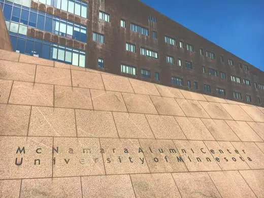Photo 2: Exterior