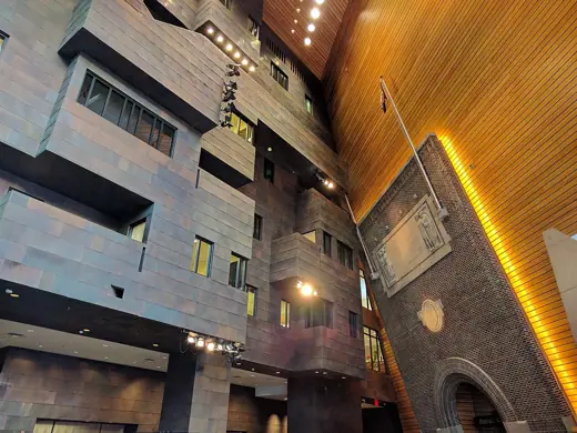 Photo 5: Interior