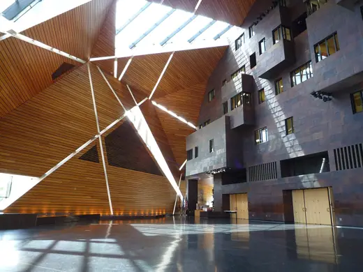 Photo 6: Interior