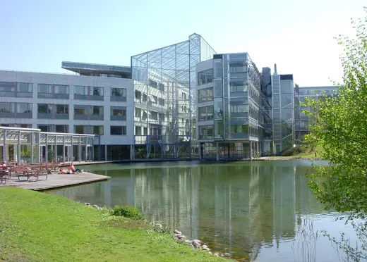 Photo 2: Exterior · Scandinavian Airlines head office in Solna, Sweden