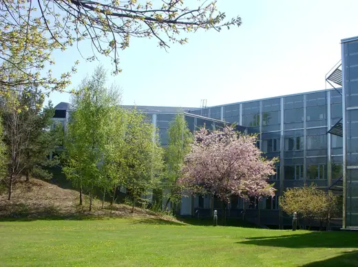 Photo 3: Exterior · Scandinavian Airlines head office in Solna, Sweden