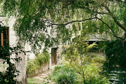 Photo 3: Exterior · Millard House (1923) by Frank Lloyd Wright, Pasadena, California