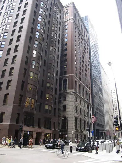 Photo 2: Exterior