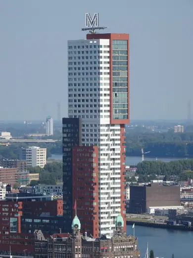 Photo 3: Exterior · Euromast - Scheepvaartkwartier - Rotterdam - View of Montevideo